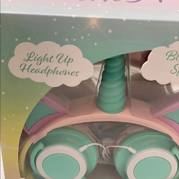GABBA GOODS Unicorn Light Up Headphone, Bluetooth Speaker & Earbuds w/Mi… - Picture 2 of 10